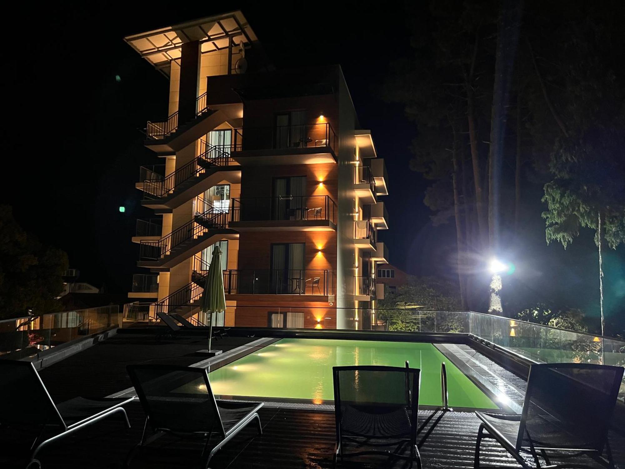 Ritsa Resort Ureki Exteriör bild